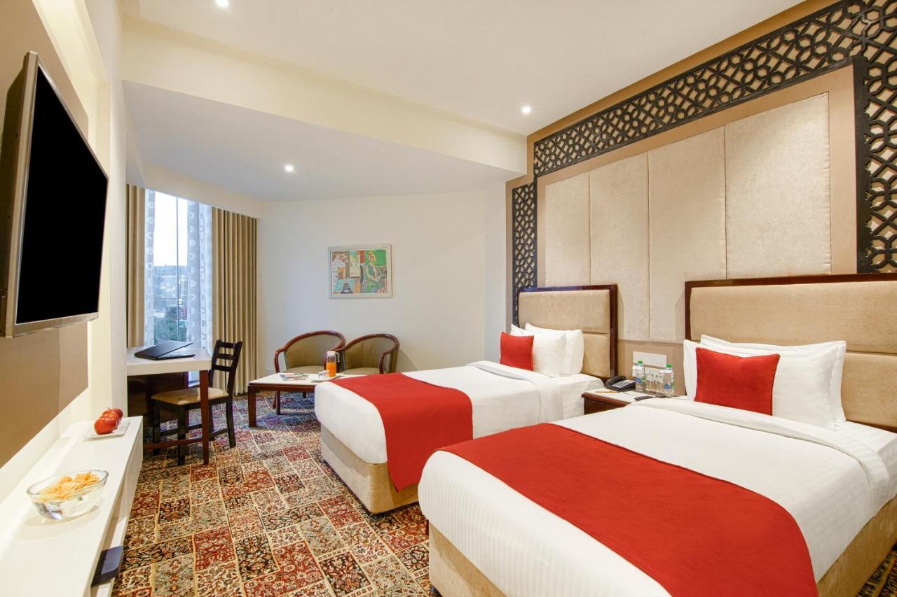 Sarovar Portico , Indore Otel Dış mekan fotoğraf