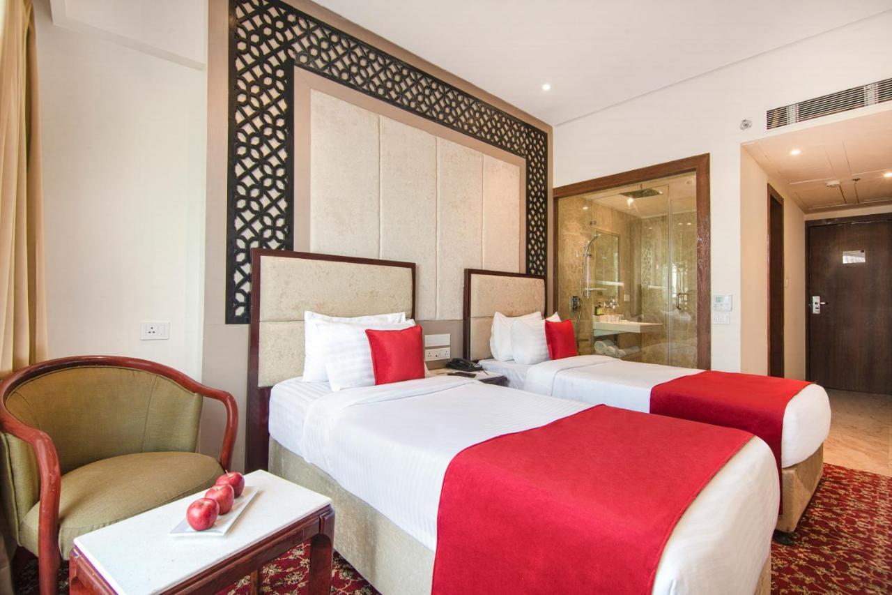 Sarovar Portico , Indore Otel Dış mekan fotoğraf