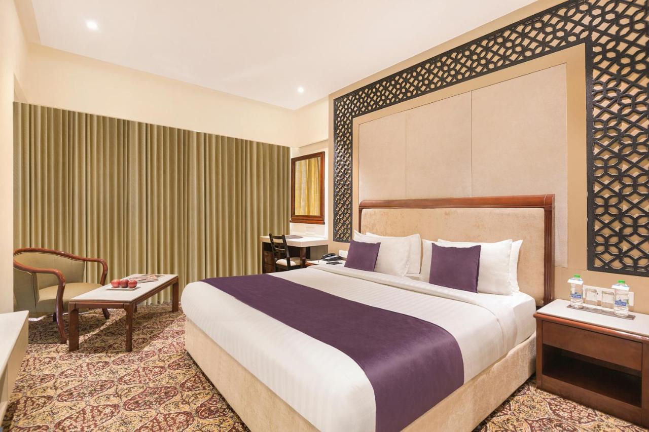 Sarovar Portico , Indore Otel Dış mekan fotoğraf